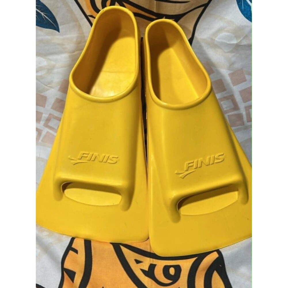 FINIS Floating Short Blade Swim Training Fins + Carry Bag (Zipper Broken)